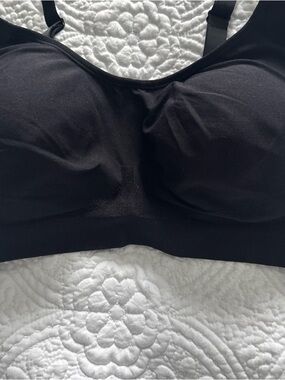 Truekind Women Bra XL Black T Shirt Wireless Strap Daily Comfort